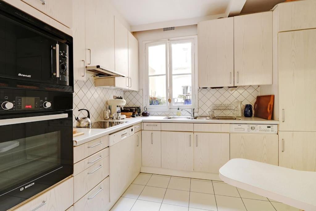 Appartement Sejour Au Pied De La Tour Eiffel à Paris Extérieur photo